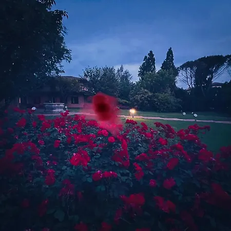 Alojamento de Acomodação e Pequeno-almoço Opera Deluxe Ravena