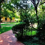 Bed and breakfast Opera Deluxe