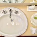 Opera Deluxe Bed and breakfast 4*