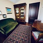 Frühstückspension Opera Deluxe 4*
