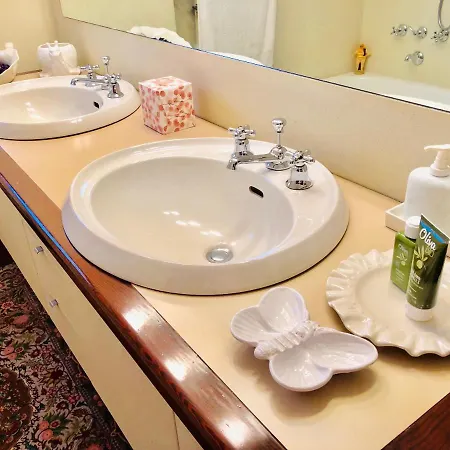 Bed and breakfast Opera Deluxe