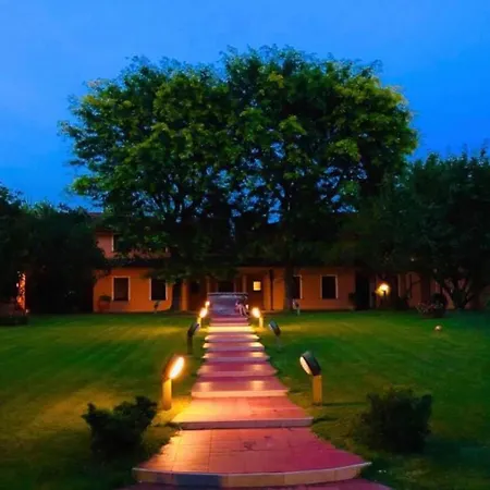 Opera Deluxe Bed and breakfast Rávena