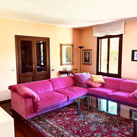 Opera Deluxe Panzió Ravenna