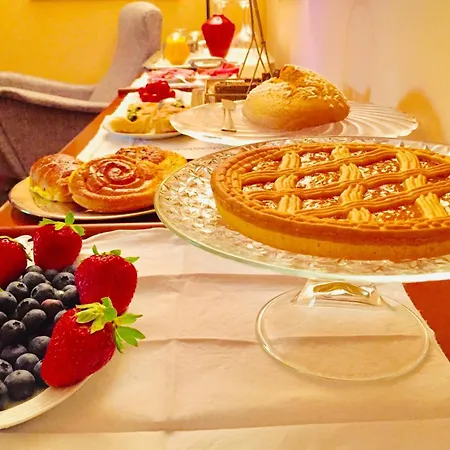 Bed and breakfast Opera Deluxe