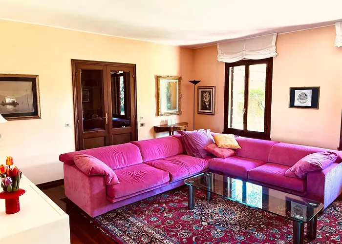 Bed & Breakfast Opera Deluxe